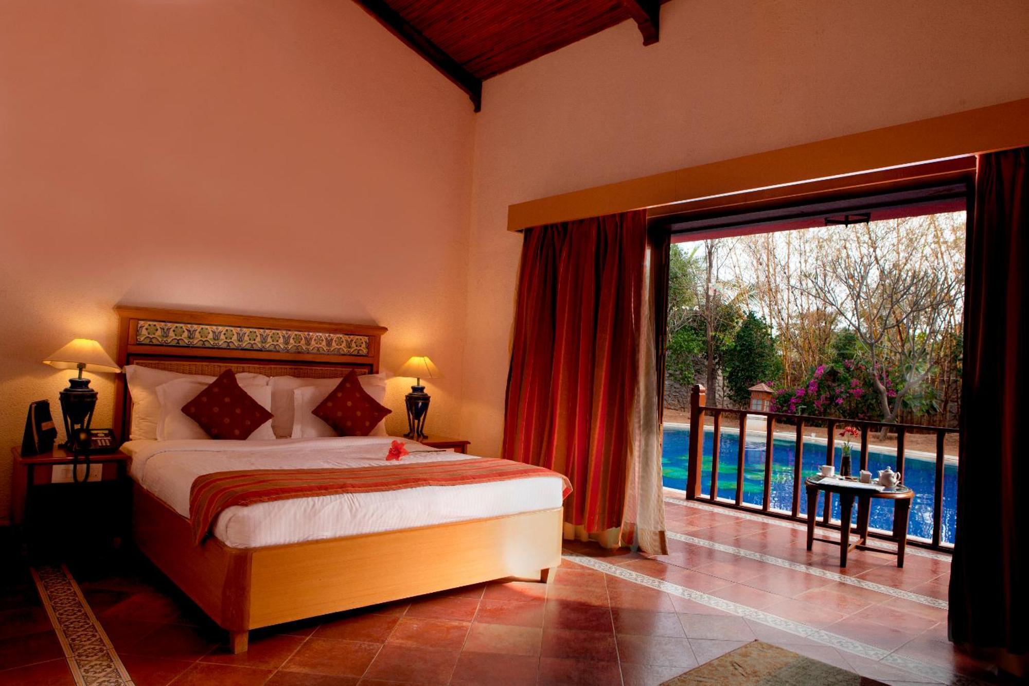 Lagoon Bay Hotel At Leonia Secundurabad Εξωτερικό φωτογραφία